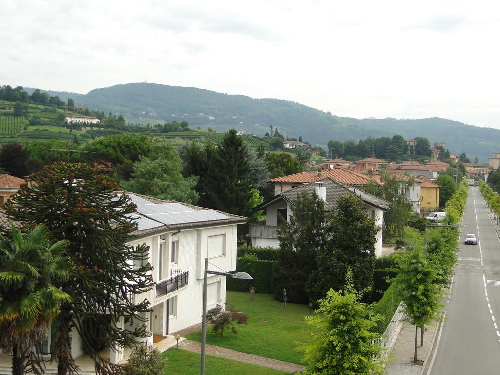 Hotel Moderno Grumello del Monte Eksteriør billede
